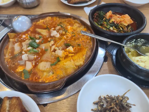 중앙숯불갈비 사진 3