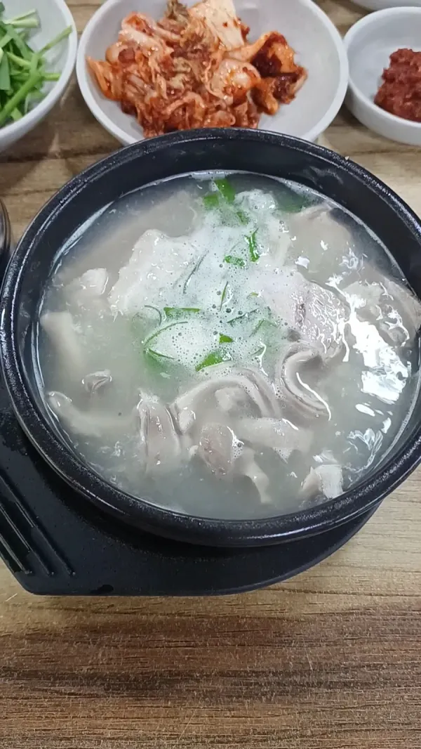 백양돼지국밥 사진 3