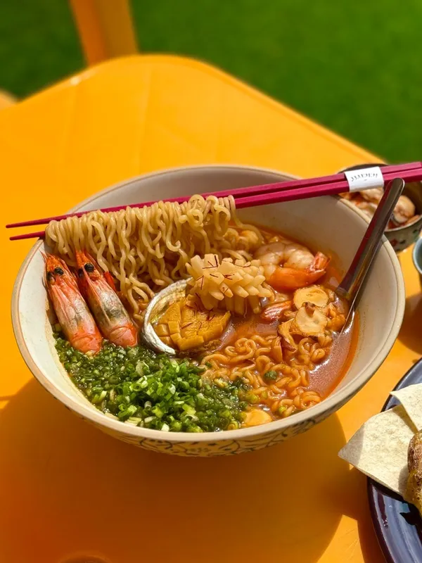 ササキキ ウォルジョン コナンビーチ店の写真2