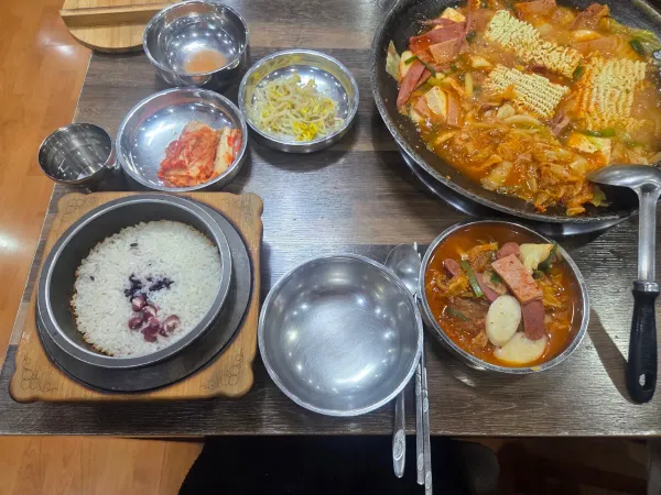 백가네부대찌개