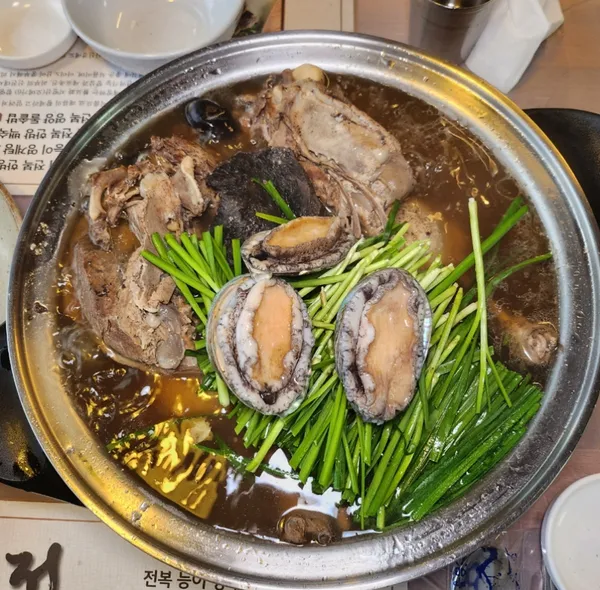 マンスジョン ペクスク サムゲタン ムニャン店の写真5