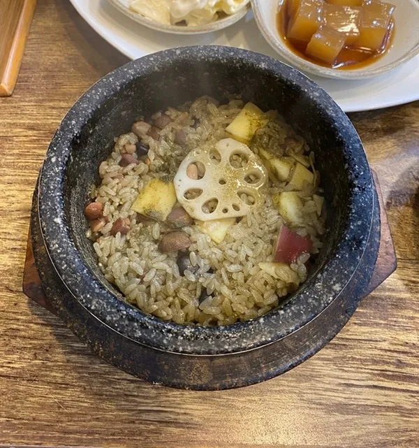 육콩이네연잎밥연잎돌솥밥 사진 2