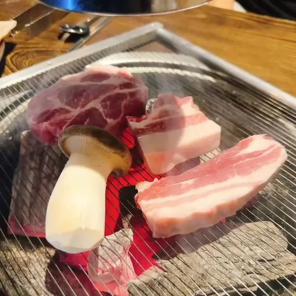 トゥトゥムの写真2