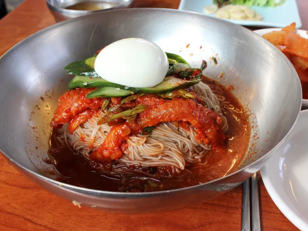 옥천함흥냉면