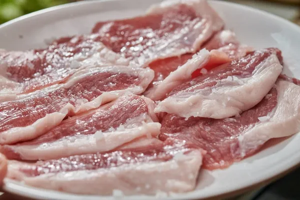 중앙식당 반값흑돼지 성산본점の写真5