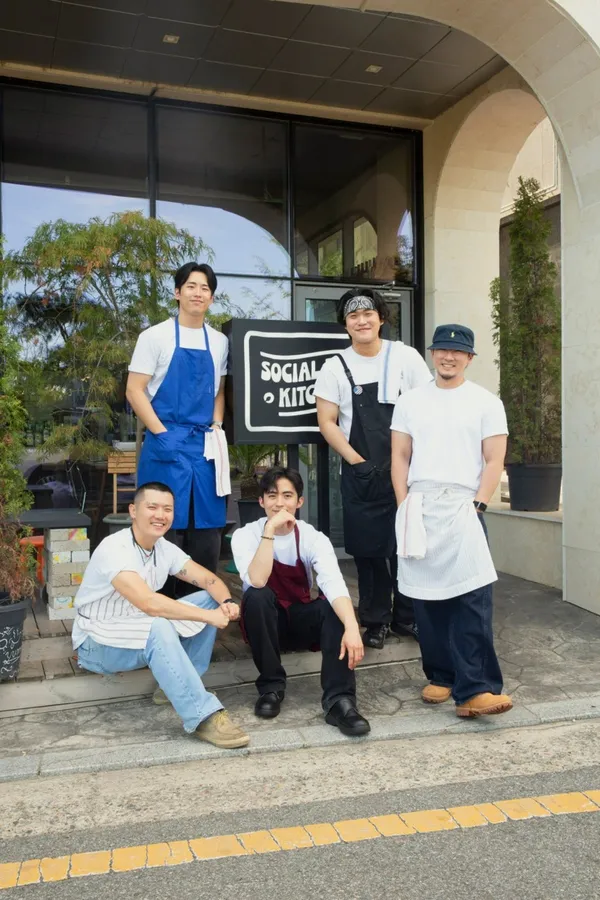 ソシャルタイプキッチンの写真3