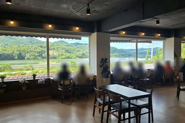 카페 라현 사진 2