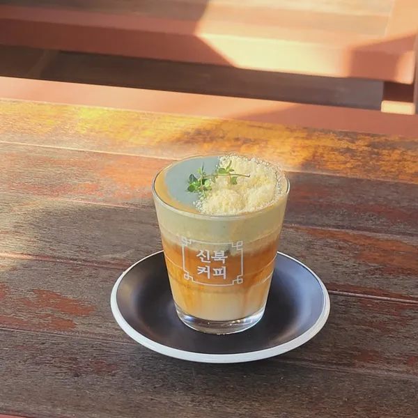 シンブクコーヒー カフェの写真4