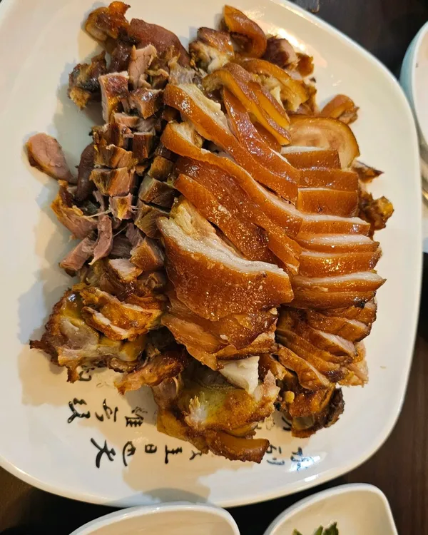 장충동힐링족발보쌈 사진 3