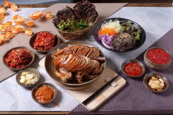 이서방왕족발보쌈 동탄점 사진 2