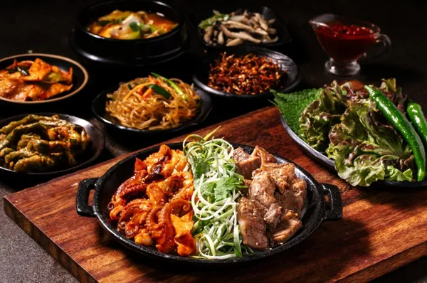 화화돼지왕갈비 서천장항점 사진 4
