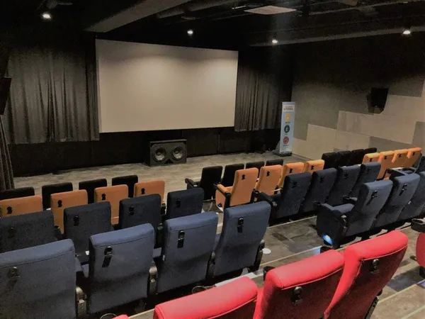 BNK釜山銀行 アートシネマ モトゥンイ劇場の写真3