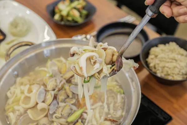 장원보리밥칼국수 사진 2