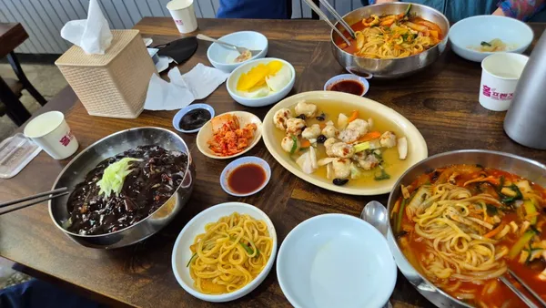 성수식당 모서점