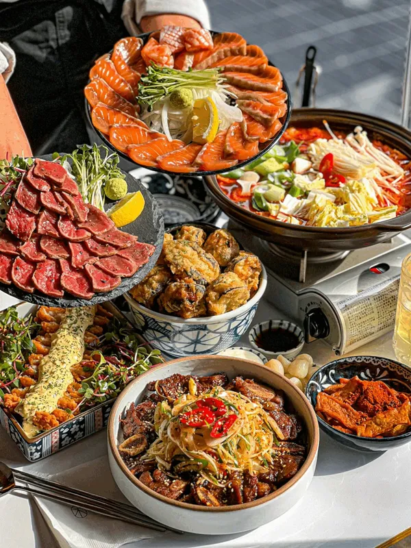 ダイニング モンノ ソンス店