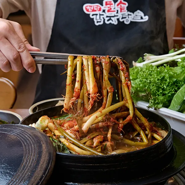 첨단돌솥감자탕 일곡점