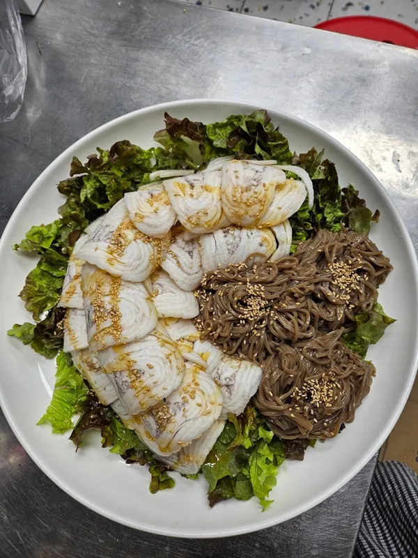 해리한치모밀쟁반