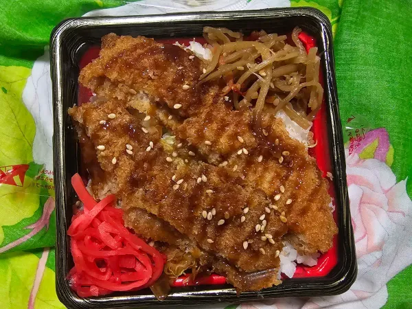 마루만스토어 니혼바시바쿠로초점の写真3