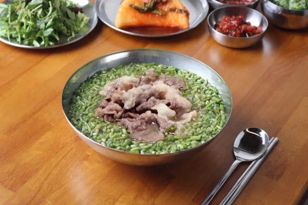 능동미나리 더현대서울지점 사진 2
