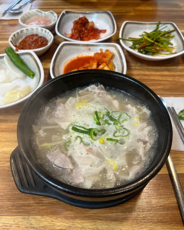 기장시장국밥족발 사진 2