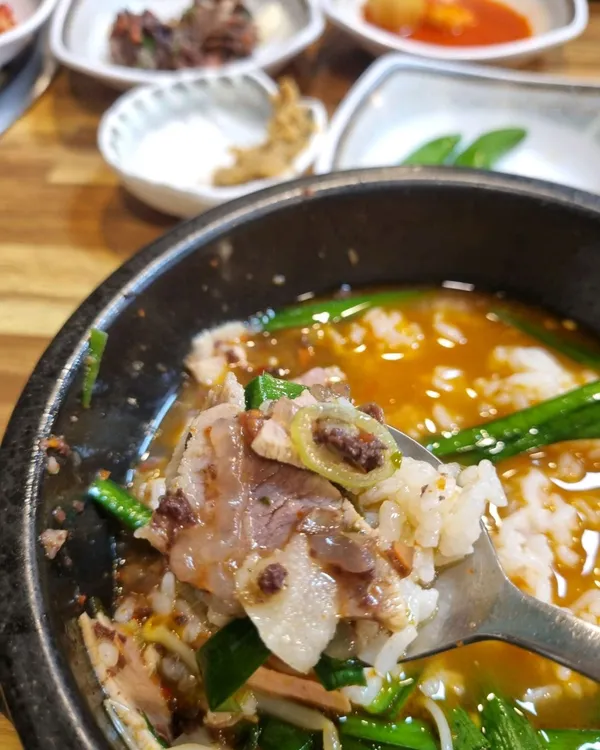 기장시장국밥족발 사진 3
