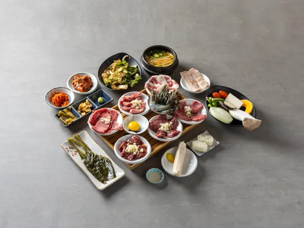 야키니쿠 토시로