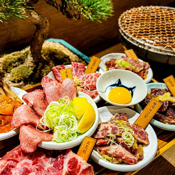 야키니쿠 토시로 사진 2