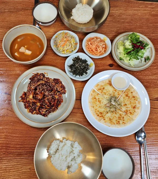 ヌルチャンエジュックミ＆ナクチ＆チェバンポッサム 本店の写真4