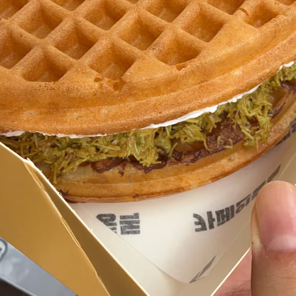카페인중독 덕계역점 사진 3