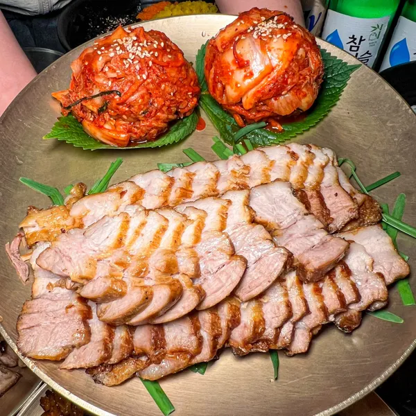 깐깐한족발 용봉점 사진 2