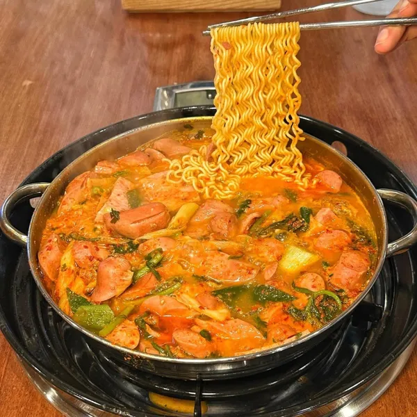 홍대부대찌개 사진 3
