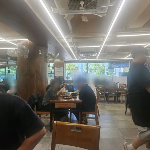 영진돼지국밥 화명점 사진 4