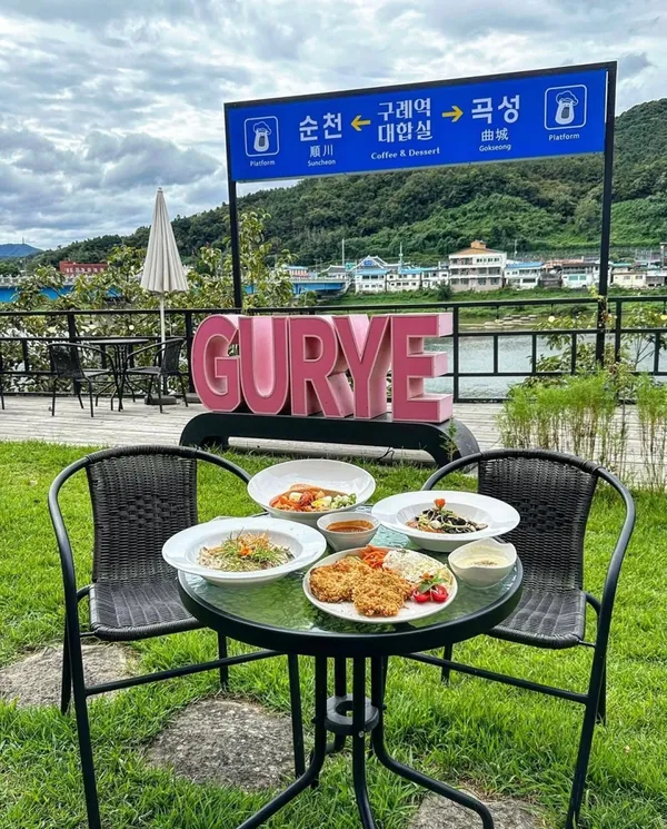 クレ駅 待合室