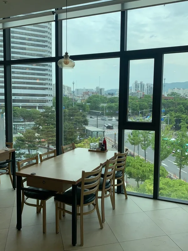 만찬식당 사진 2