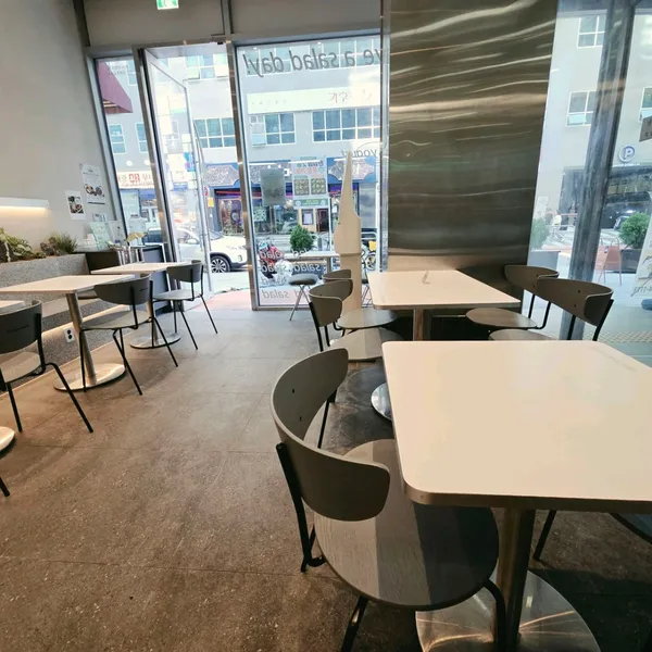 커스텀샐러드 마곡점 사진 3