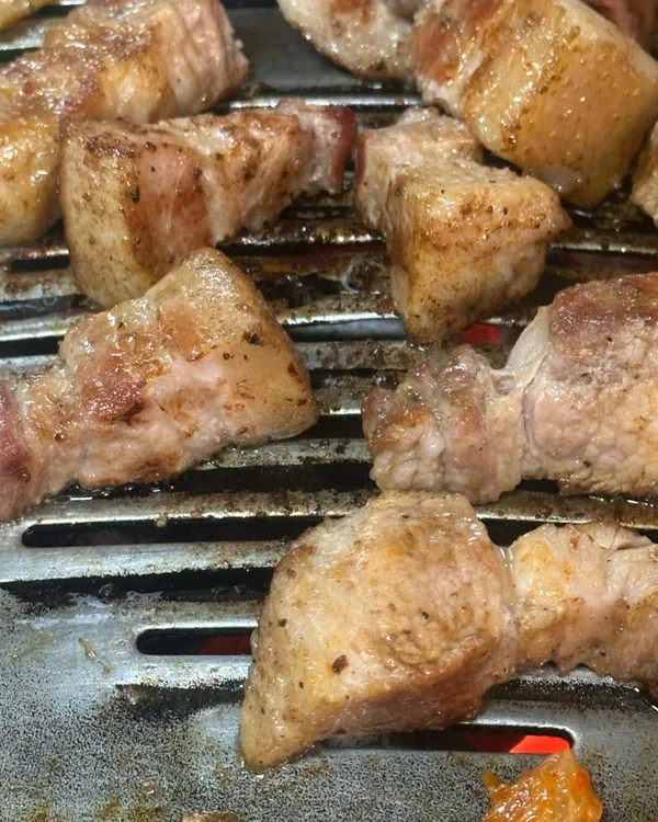 돈쌈지장작숯불구이 용산점 사진 3