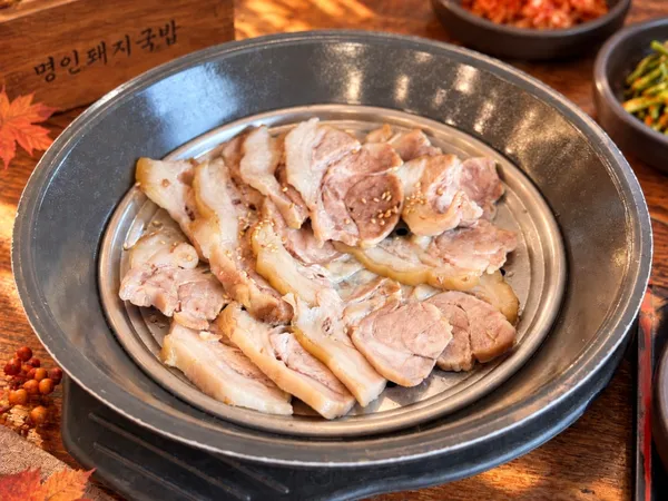 명인돼지국밥 사진 4