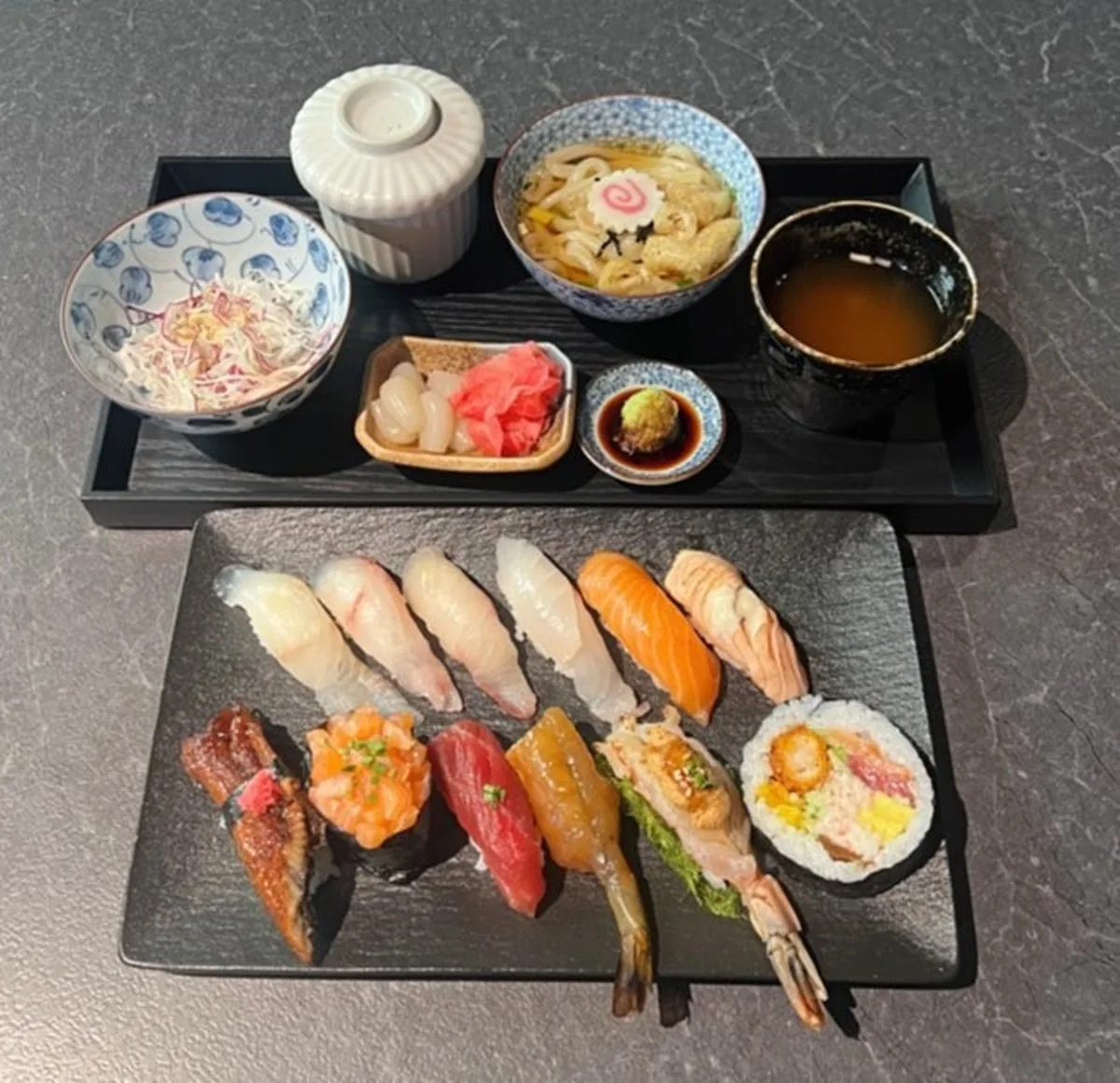 센 대표 사진