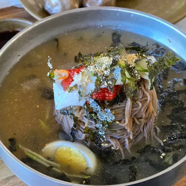 カンヌンヘビョンマッククス
