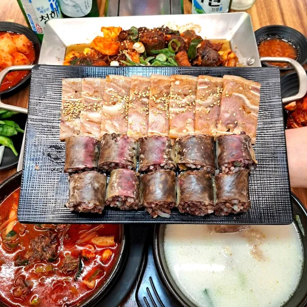 황버리국밥 본점 사진 2