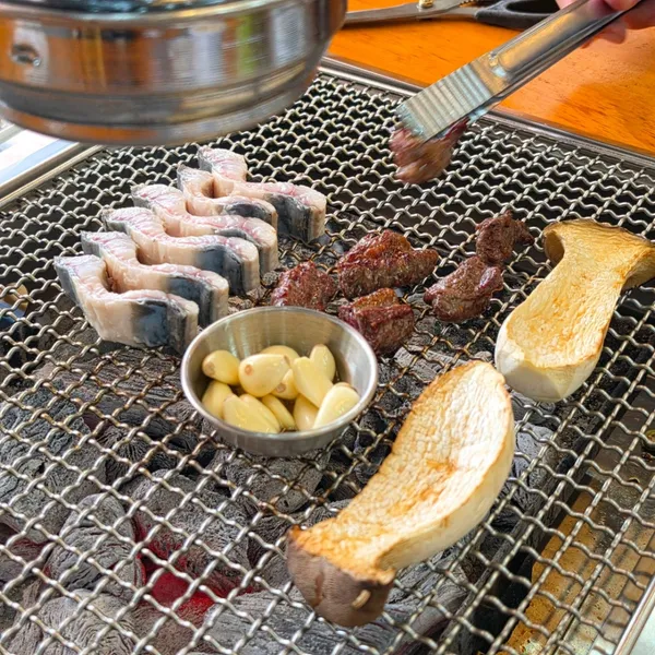 청운정육수산