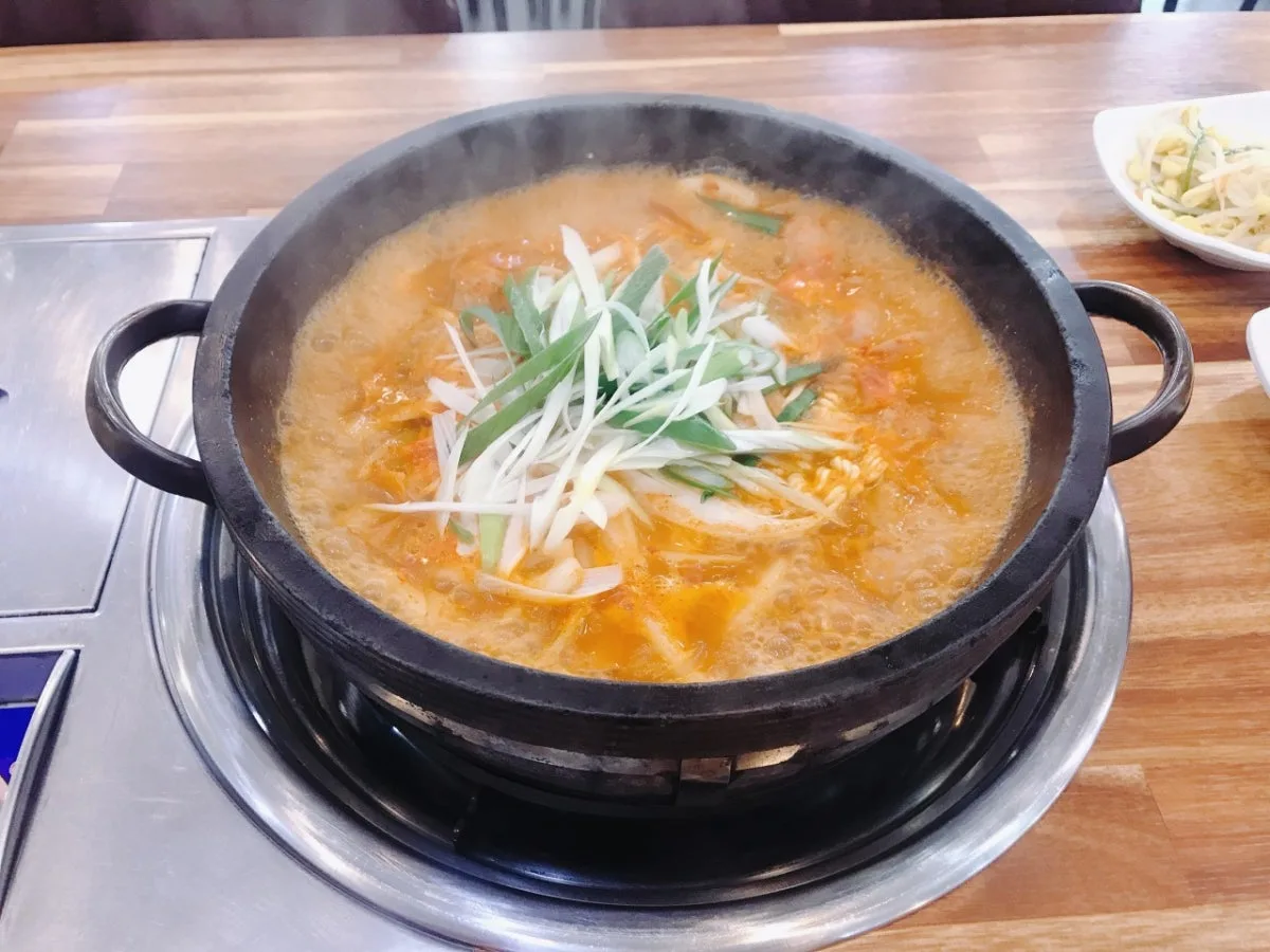 석기정돌솥부대찌개 대표 사진