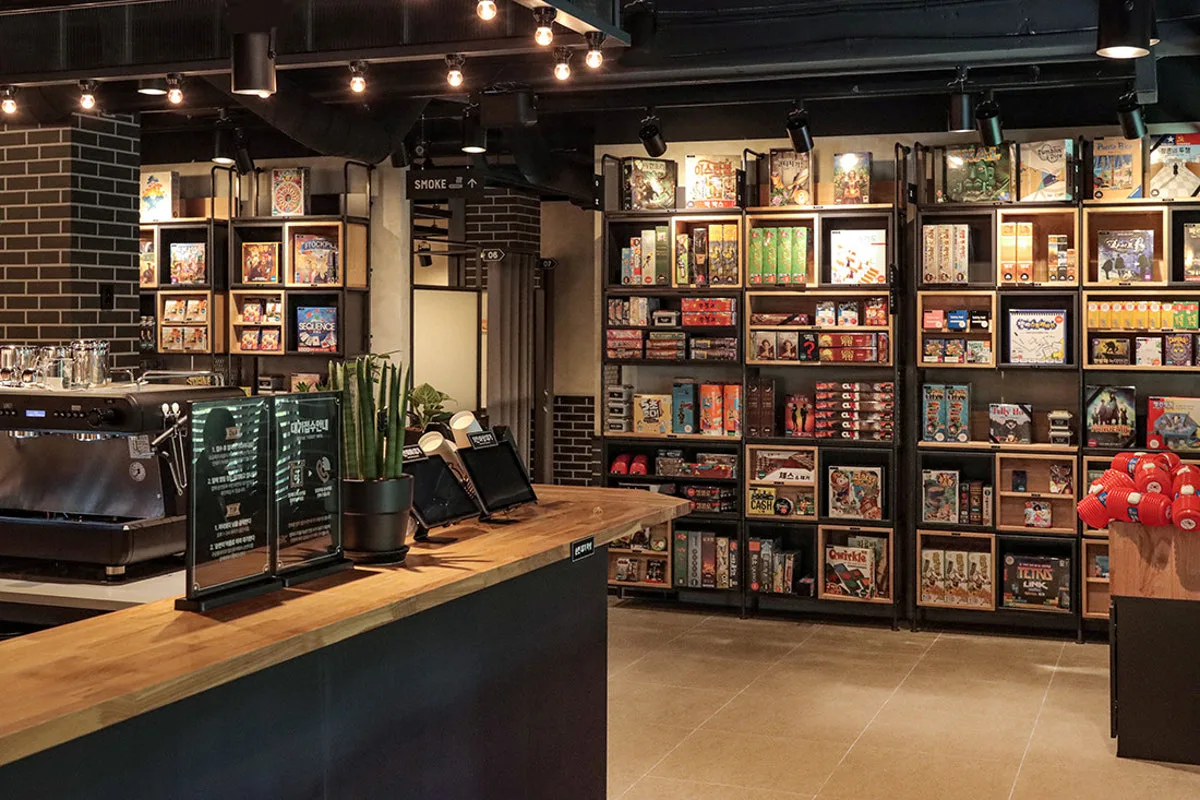 ボードゲームカフェ レッドボタン トンダンブククァンジャン店のメイン写真