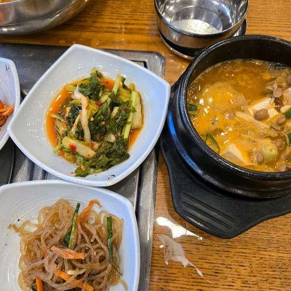 サゲジンミ ヤタプ本店の写真4