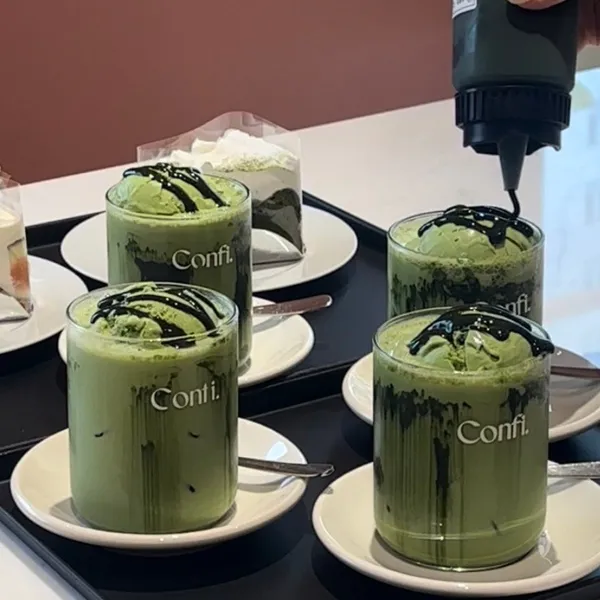 コンピの写真3