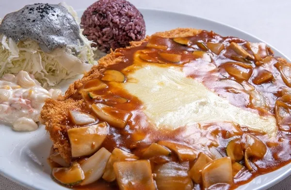 トゥンボアジョシ スジェとんかつ オソン店