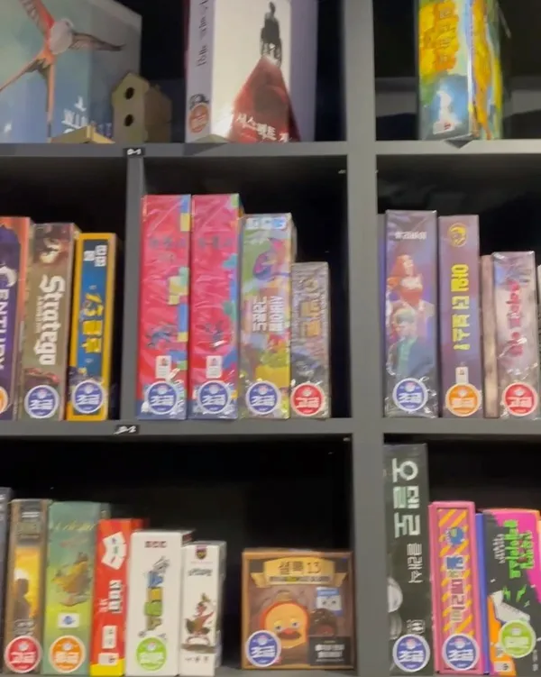 ヒーローボードゲームカフェ ヨンナム大店の写真2