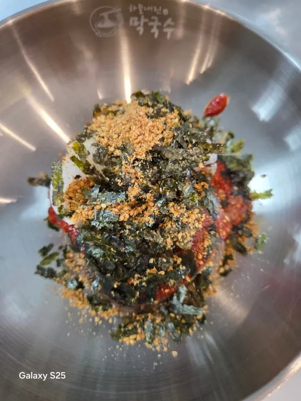 하늘내린 막국수 인제 내린천 원대리 자작나무숲 맛집の写真3