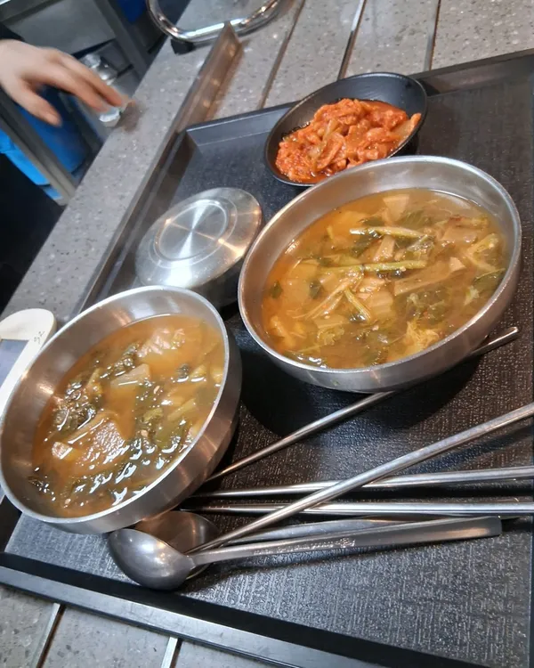 ヘンダムド休憩所自律食堂街の写真5