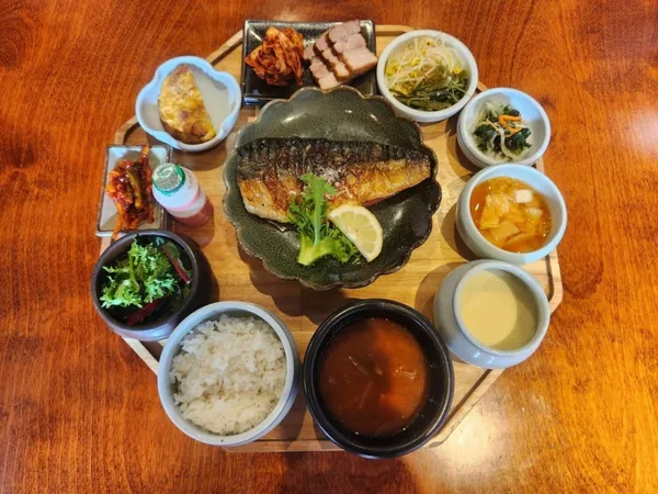 평상면옥 솥밥반상 두류네거리점 사진 4